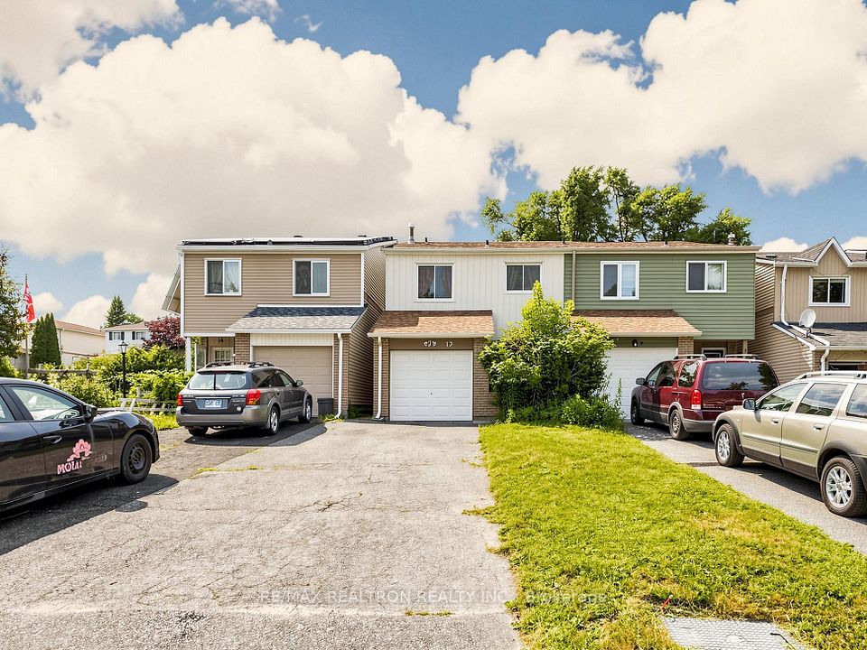 Semi-Detached at 12 Robin Court, Barrie, ON L4M 5M1, Barrie