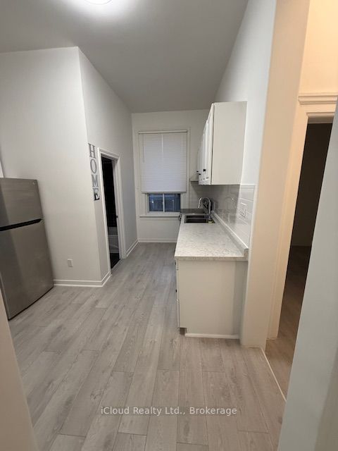 Semi-Detached at 59 Mary Street, Barrie, ON L4N 1T2, Barrie