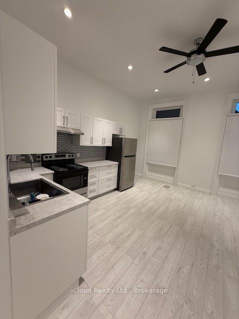 Semi-Detached at 61 Mary Street, Barrie, ON L4N 1T2, Barrie