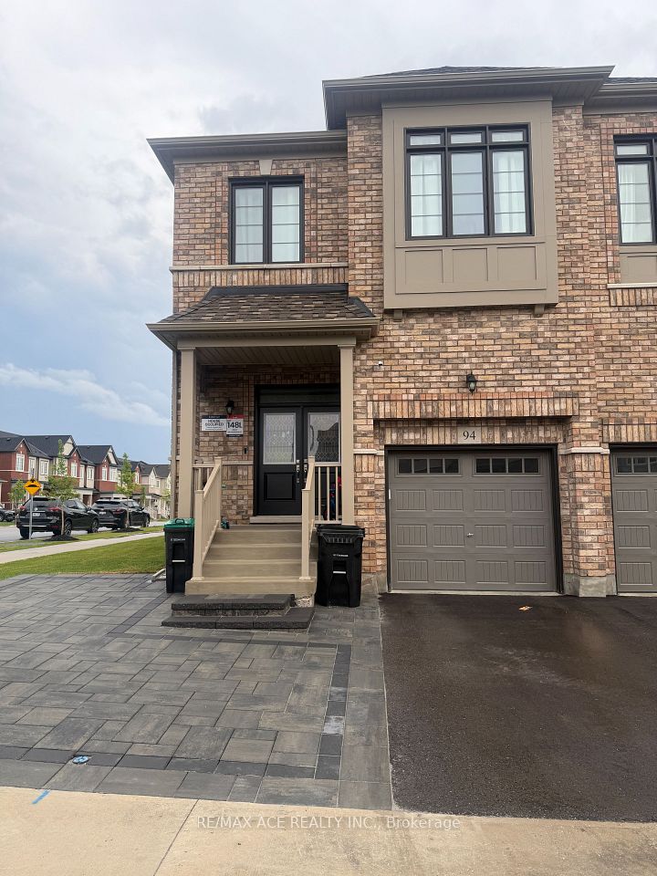 Semi-Detached at 94 Phoenix Boulevard, Barrie, ON L9J 0R7, Barrie