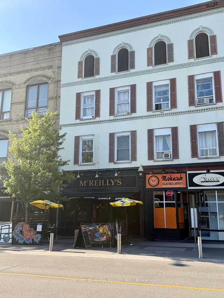 82 Dunlop Street E, Barrie, ON L4M 1A4