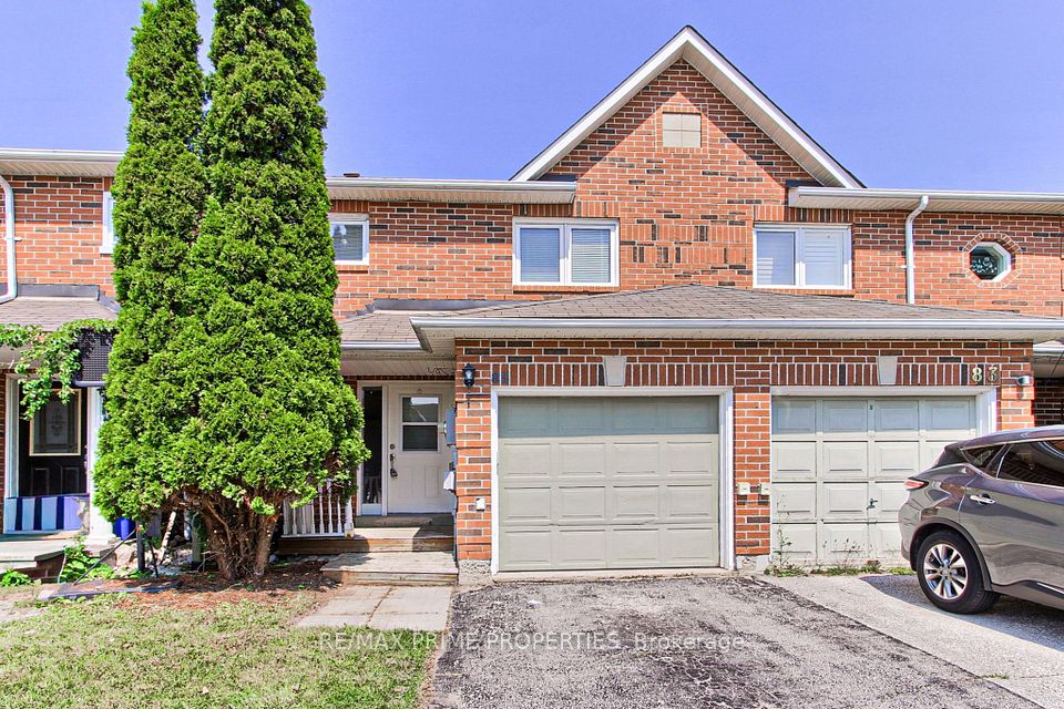 Att/Row/Townhouse at 85 Lyfytt Crescent, Barrie, ON L4N 7X5, Barrie