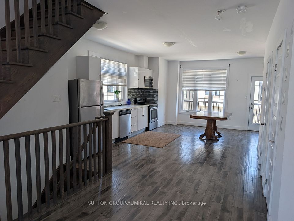 Att/Row/Townhouse at 540 Essa Road 17, Barrie, ON L4N 9E5, Barrie
