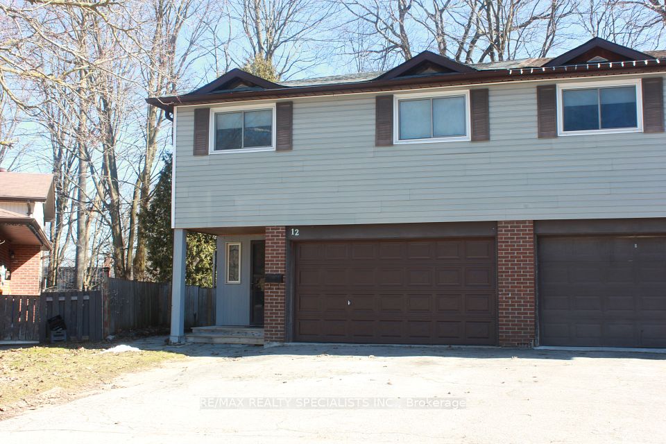 Semi-Detached at 12 Woodgrove Court Lower, Barrie, ON L4M 5B6, Barrie