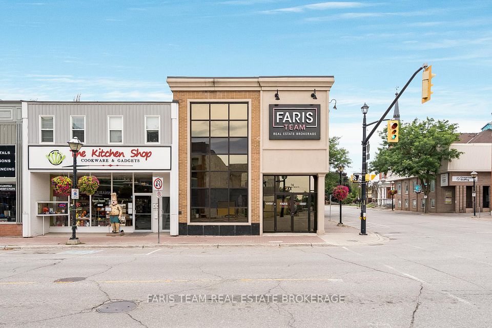 74 Mississaga Street E, Orillia, ON L3V 1V5