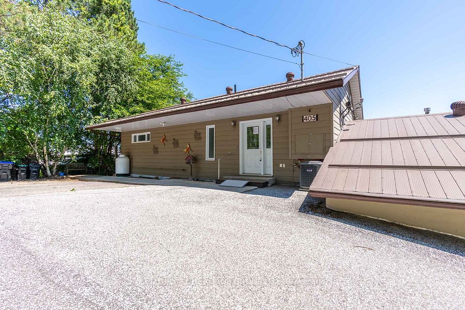 405 Champlain Road, Penetanguishene, ON L9M 1S3 at 405 Champlain Road, Penetanguishene, ON L9M 1S3, Penetanguishene, ON, L9M 1S3
