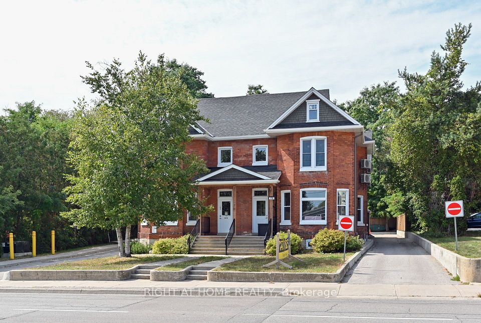 170 Bradford Street 102A, Barrie, ON L4N 3B5