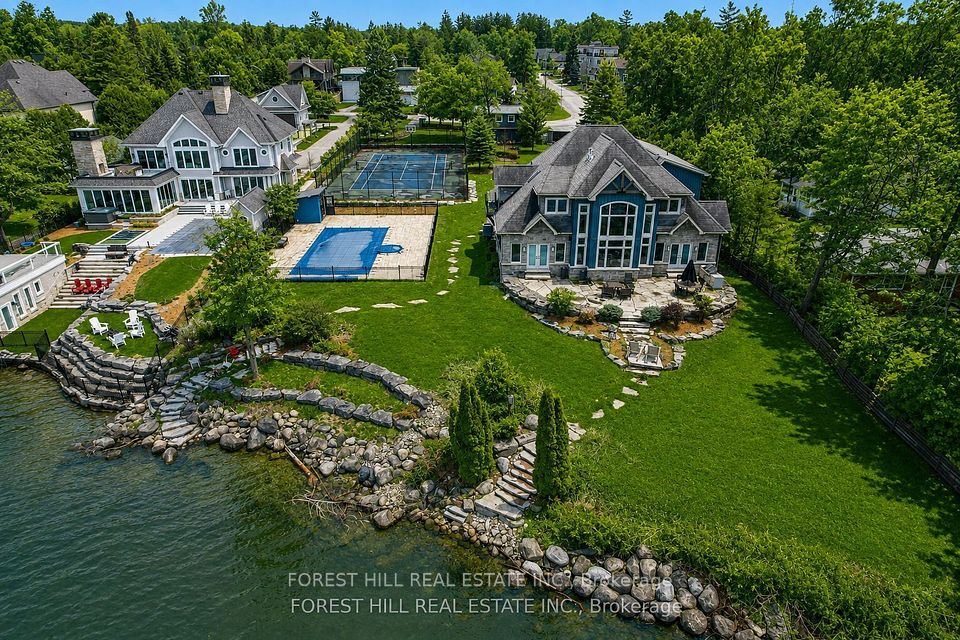Detached at 44-46 Gray Lane, Barrie, ON L4N 7T1, Barrie