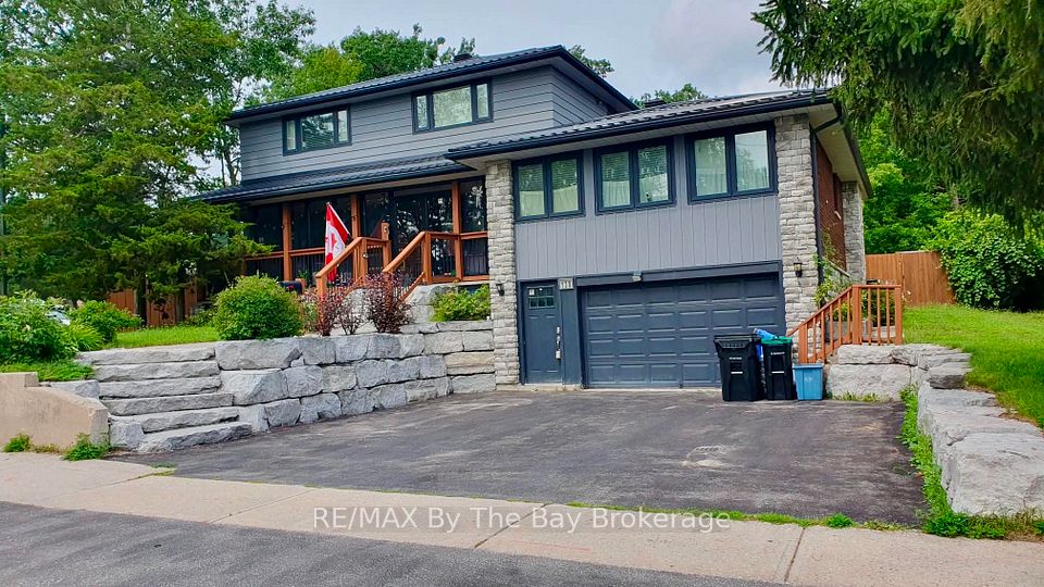 Detached at 130 Letitia Street Lower Unit, Barrie, ON L4N 1P5, Barrie