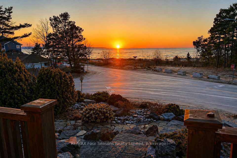 805 Eastdale Drive, Wasaga Beach, ON L9Z 2R5 at 805 Eastdale Drive, Wasaga Beach, ON L9Z 2R5, Wasaga Beach, ON, L9Z 2R5
