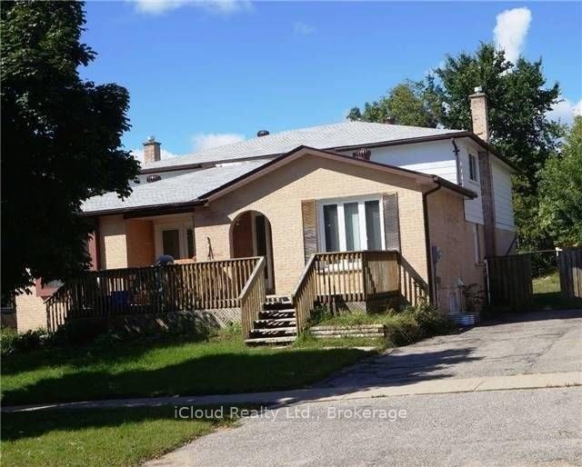 Semi-Detached  at 36 Sylvia Street, Barrie, ON L4M 5J4, Barrie