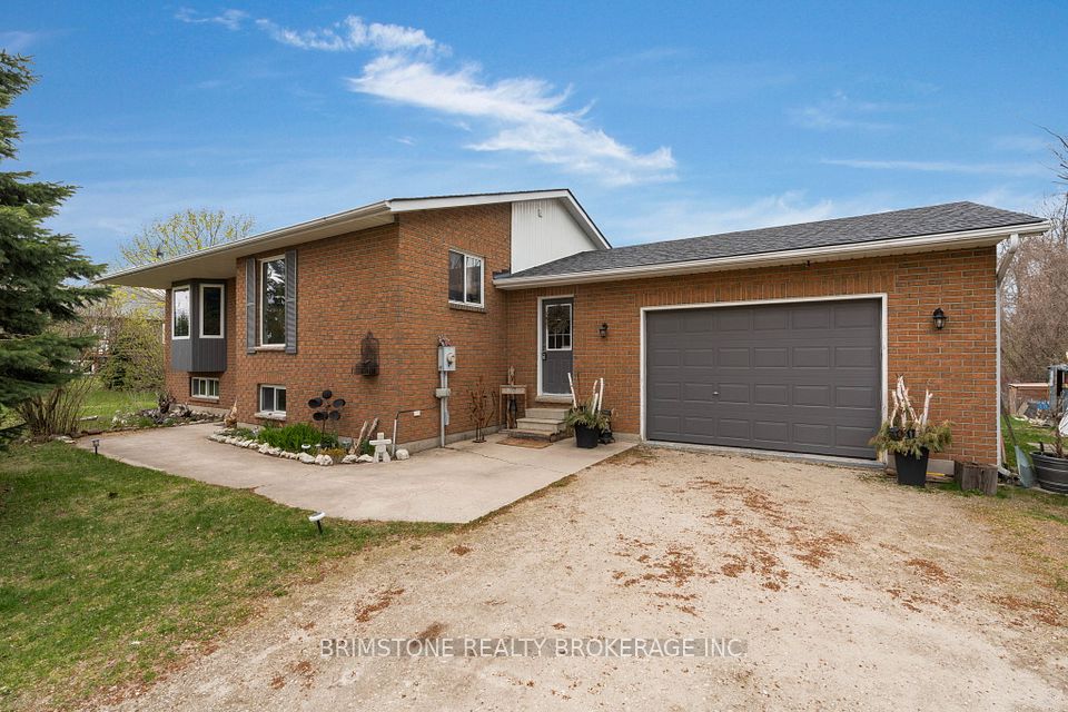 220 Morgan Road, Wasaga Beach, ON L9Z 1N4 at 220 Morgan Road, Wasaga Beach, ON L9Z 1N4, Wasaga Beach, ON, L9Z 1N4