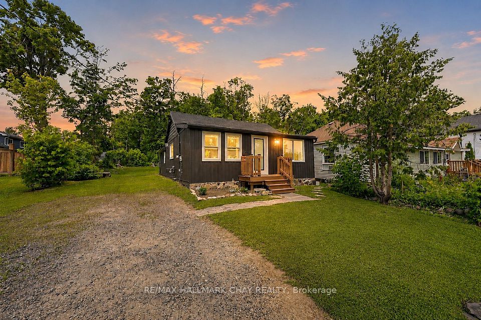 8 Myrtle Avenue, Oro-Medonte, ON L0L 1T0 at 8 Myrtle Avenue, Oro-Medonte, ON L0L 1T0, Oro-Medonte, ON, L0L 1T0