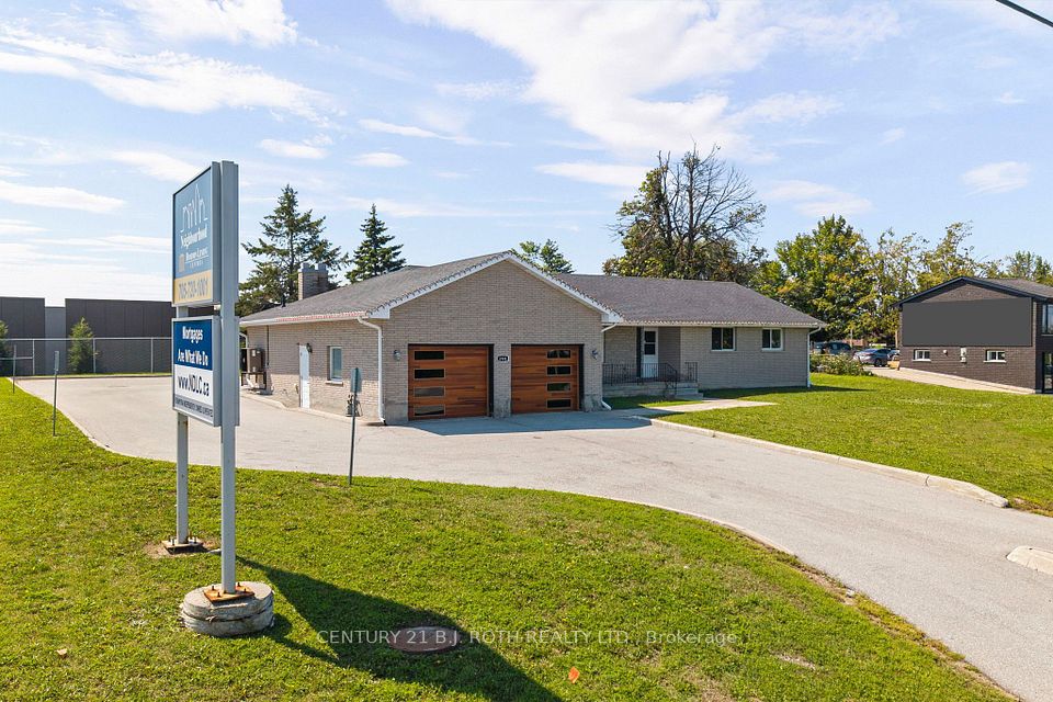 355 Mapleview Drive W, Barrie, ON L4N 9L5 at 355 Mapleview Drive W, Barrie, ON L4N 9L5, Barrie, ON, L4N 9L5