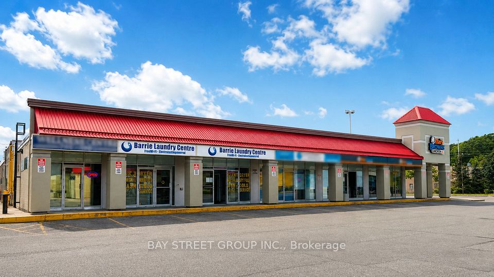 165 Wellington Street W 18 & 19, Barrie, ON L4N 1L7
