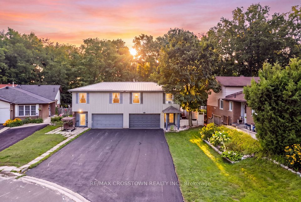 6 Ashdale Court, Barrie, ON L4M 5B5 at 6 Ashdale Court, Barrie, ON L4M 5B5, Barrie, ON, L4M 5B5