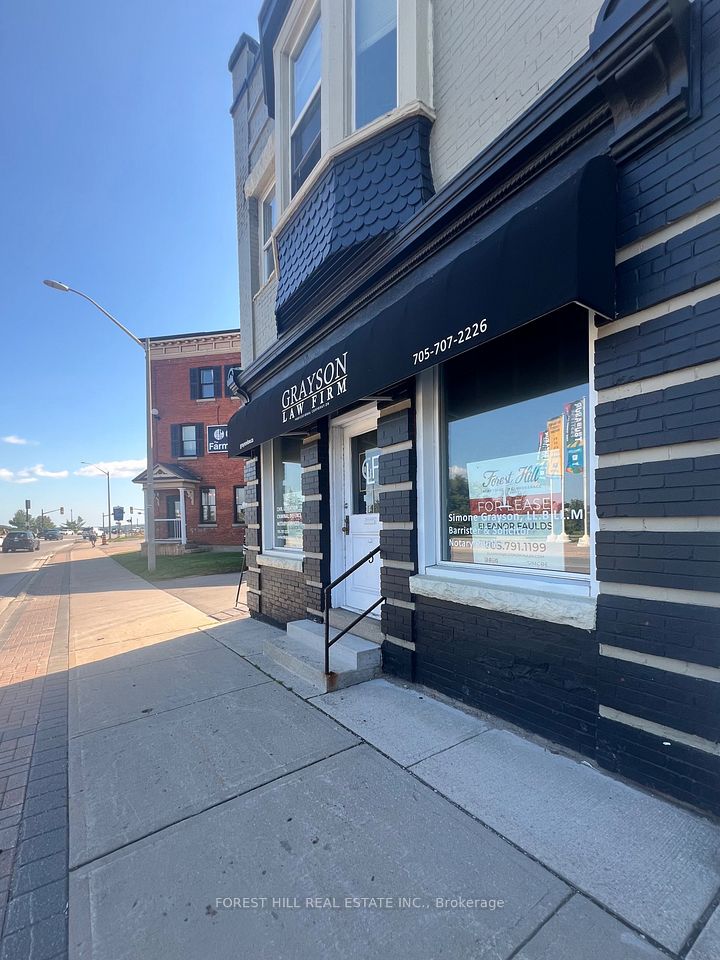 5 Tiffin Street, Barrie, ON L4N 2M6