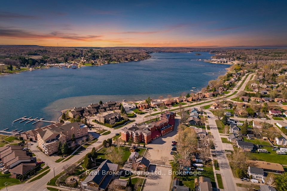11 Beck Boulevard 402, Penetanguishene, ON L9M 2G1 at 11 Beck Boulevard 402, Penetanguishene, ON L9M 2G1, Penetanguishene, ON, L9M 2G1