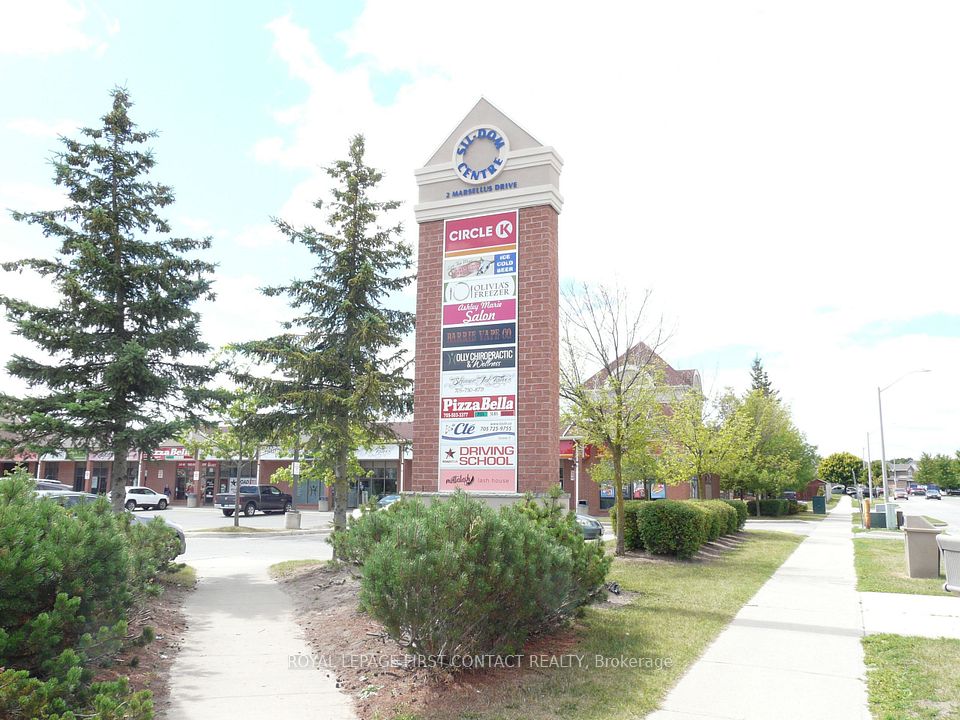 2 Marsellus Drive 8, Barrie, ON L4N 0Y4