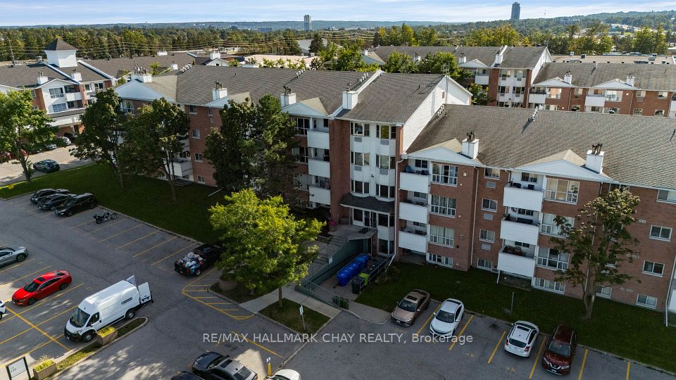 126 Bell Farm Road 414, Barrie, ON L4M 6J3 at 126 Bell Farm Road 414, Barrie, ON L4M 6J3, Barrie, ON, L4M 6J3