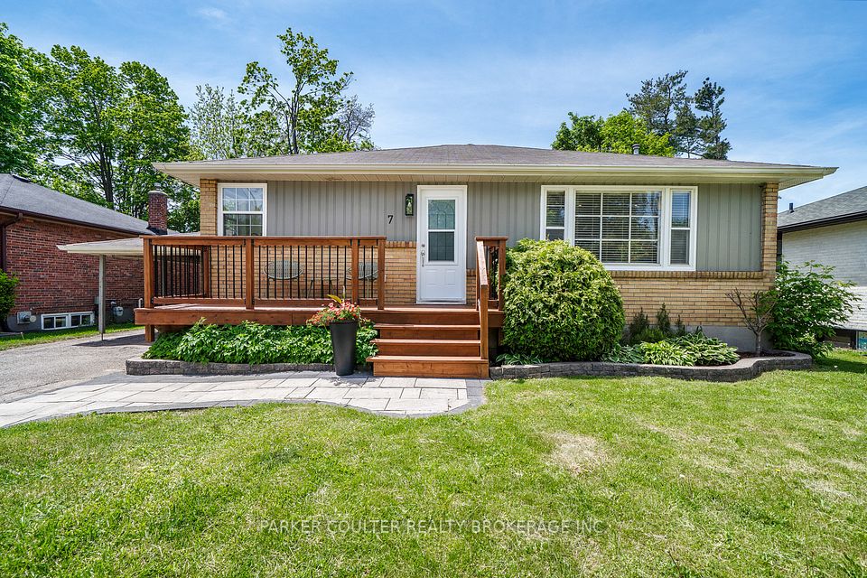 7 Oakley Park Square, Barrie, ON L4M 2J9 at 7 Oakley Park Square, Barrie, ON L4M 2J9, Barrie, ON, L4M 2J9