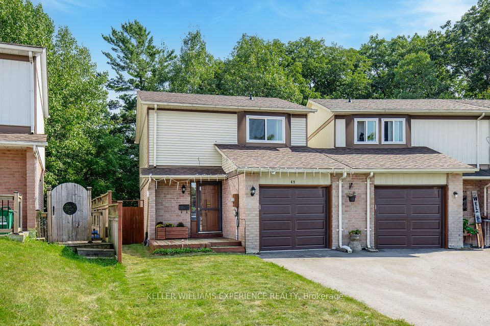 49 Burns Circle, Barrie, ON L4N 5J8 at 49 Burns Circle, Barrie, ON L4N 5J8, Barrie, ON, L4N 5J8