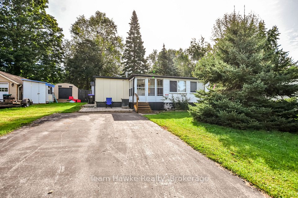 11 Ryan's Road, Midland, ON L4R 0B9 at 11 Ryan's Road, Midland, ON L4R 0B9, Midland, ON, L4R 0B9