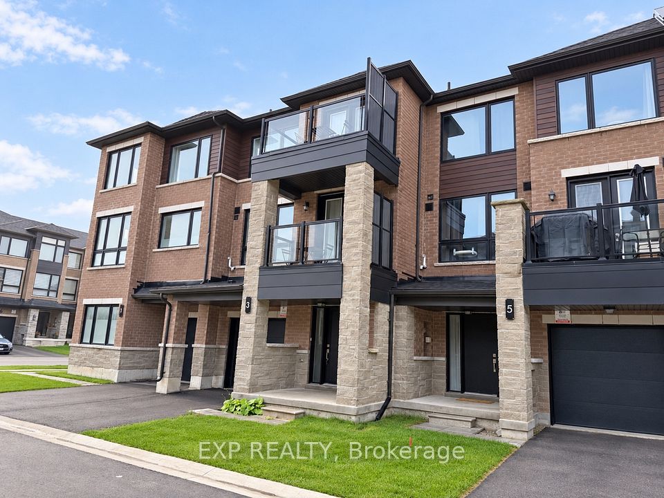 Att/Row/Townhouse at 3 Red Maple Lane, Barrie, ON L4N 0H7, Barrie