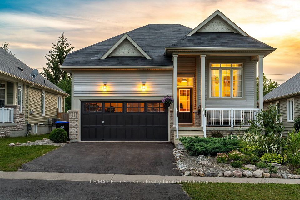 32 Christy Drive, Wasaga Beach, ON L9Z 1C9 at 32 Christy Drive, Wasaga Beach, ON L9Z 1C9, Wasaga Beach, ON, L9Z 1C9