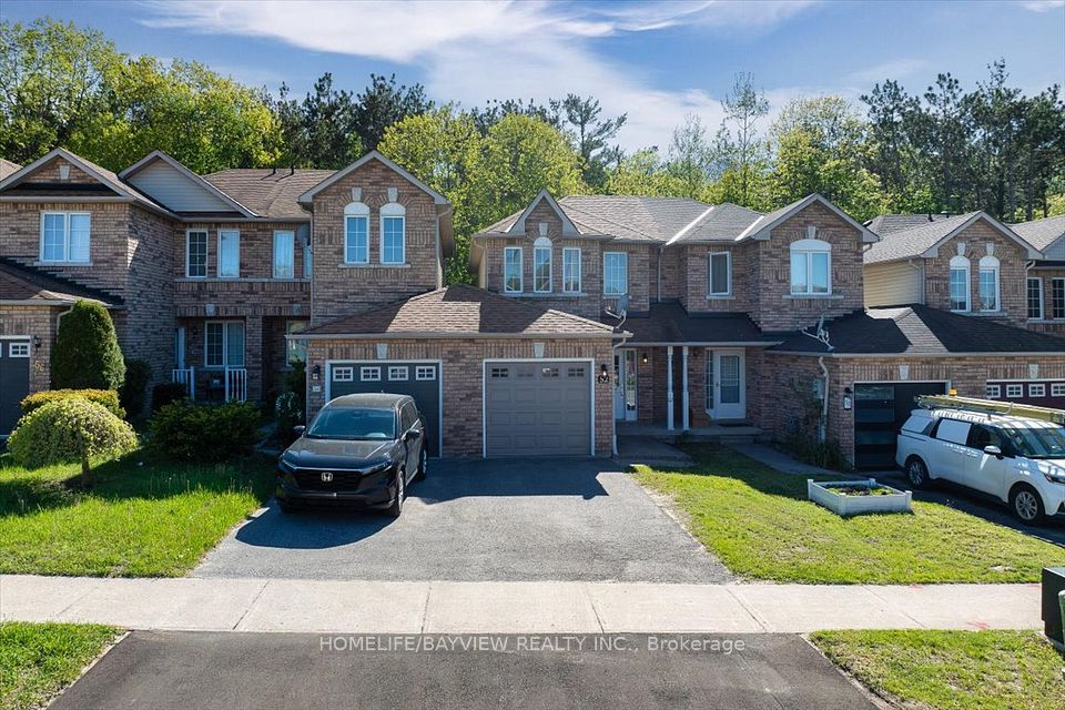 Att/Row/Townhouse at 52 Hawthorne Crescent, Barrie, ON L4N 9Y8, Barrie