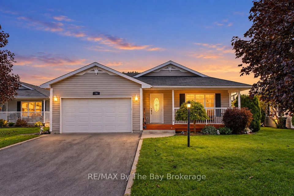 19 KENTUCKY Avenue, Wasaga Beach, ON L9Z 3A8 at 19 KENTUCKY Avenue, Wasaga Beach, ON L9Z 3A8, Wasaga Beach, ON, L9Z 3A8