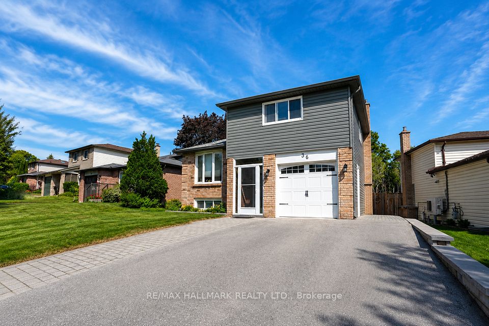 36 Ridgeway Avenue, Barrie, ON L4N 5L2 at 36 Ridgeway Avenue, Barrie, ON L4N 5L2, Barrie, ON, L4N 5L2