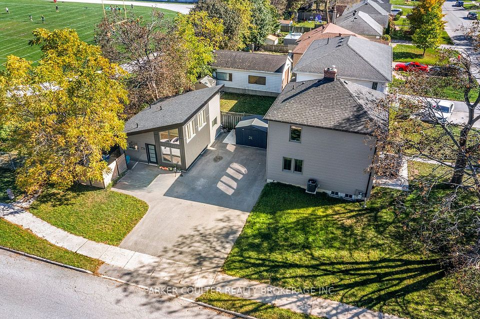 71 Newton Street, Barrie, ON L4M 2T2 at 71 Newton Street, Barrie, ON L4M 2T2, Barrie, ON, L4M 2T2