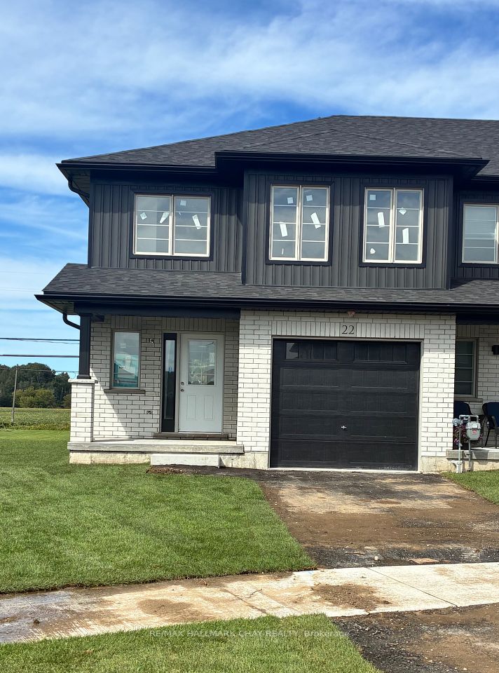 22 Strath Crescent, Springwater, ON L0L 1P0 at 22 Strath Crescent, Springwater, ON L0L 1P0, Springwater, ON, L0L 1P0