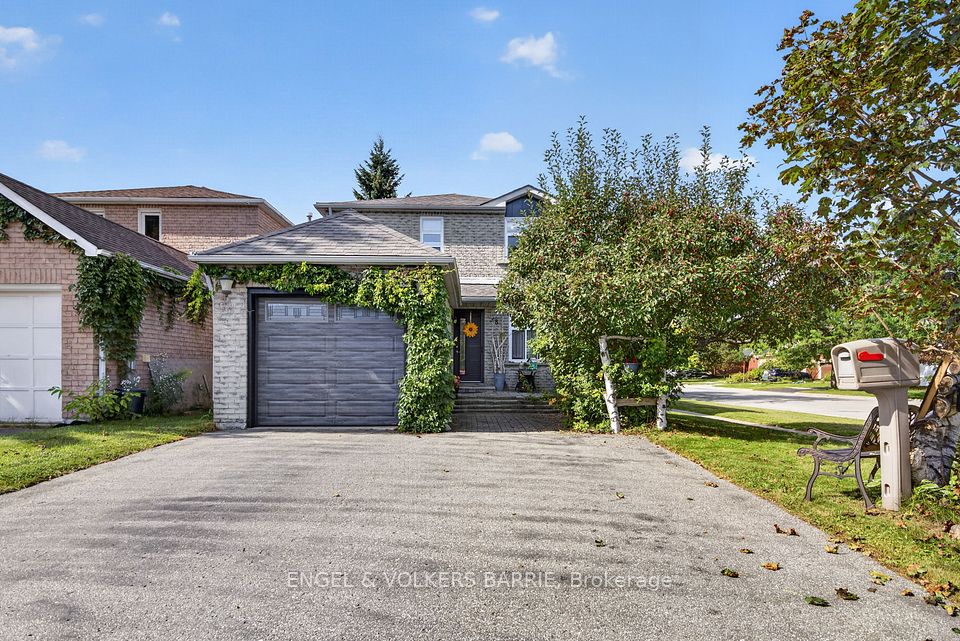 Detached at 78 Wallace Drive, Barrie, ON L4N 7E1, Barrie