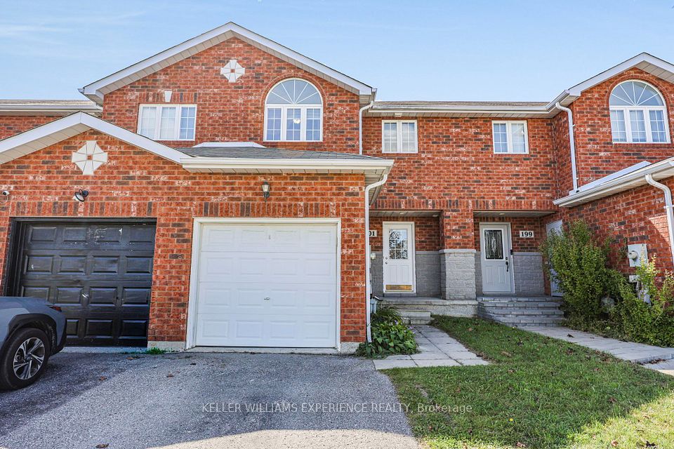 Att/Row/Townhouse at 201 STANLEY Street, Barrie, ON L4M 6X9, Barrie