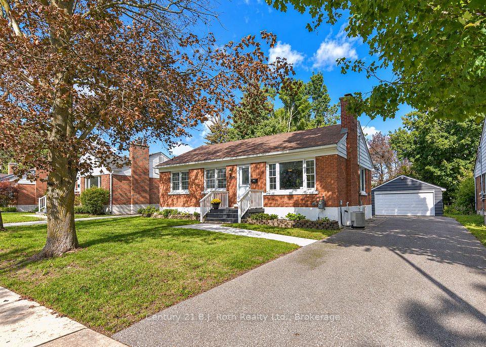 28 Borland Street W, Orillia, ON L3V 3R5 at 28 Borland Street W, Orillia, ON L3V 3R5, Orillia, ON, L3V 3R5