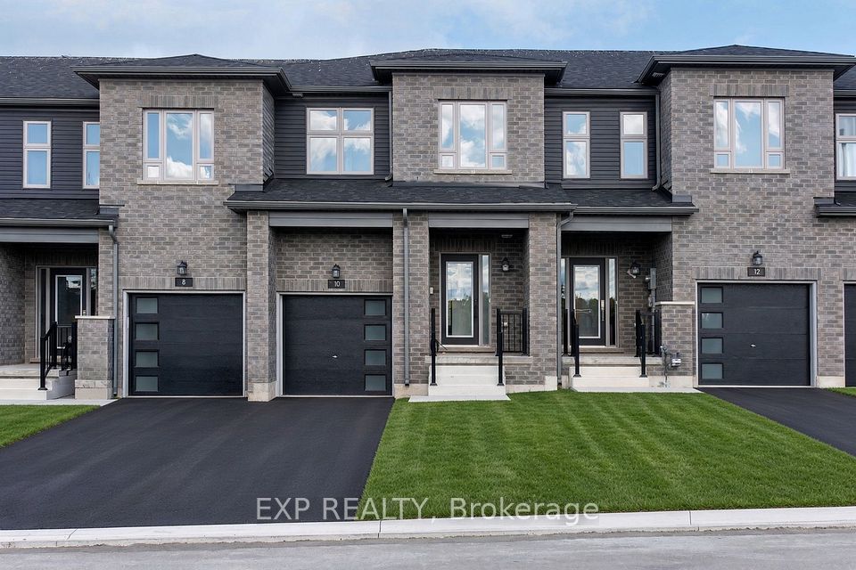 Att/Row/Townhouse at 10 McAush Street, Barrie, ON L9V 0V6, Barrie