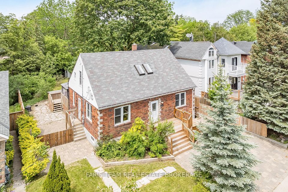 18 Holgate Street, Barrie, ON L4N 2T5 at 18 Holgate Street, Barrie, ON L4N 2T5, Barrie, ON, L4N 2T5