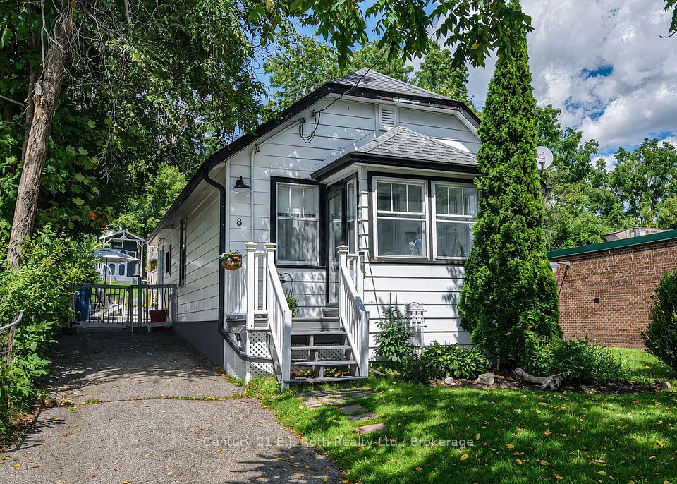 8 Dunn Avenue, Orillia, ON L3V 2N9 at 8 Dunn Avenue, Orillia, ON L3V 2N9, Orillia, ON, L3V 2N9