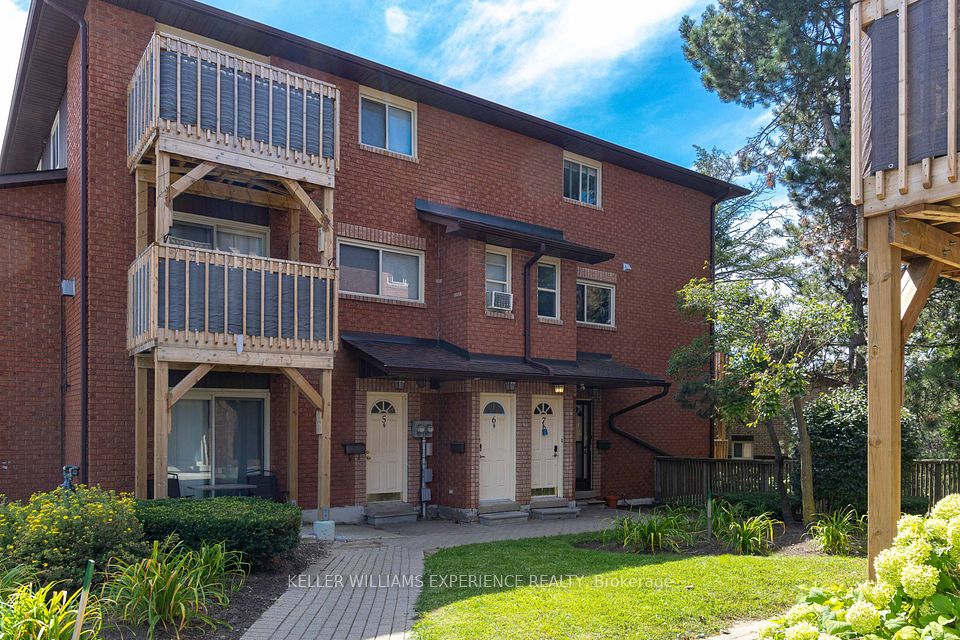 Condo Apartment at 1102 Loggers Run 7, Barrie, ON L4N 7K1, Barrie