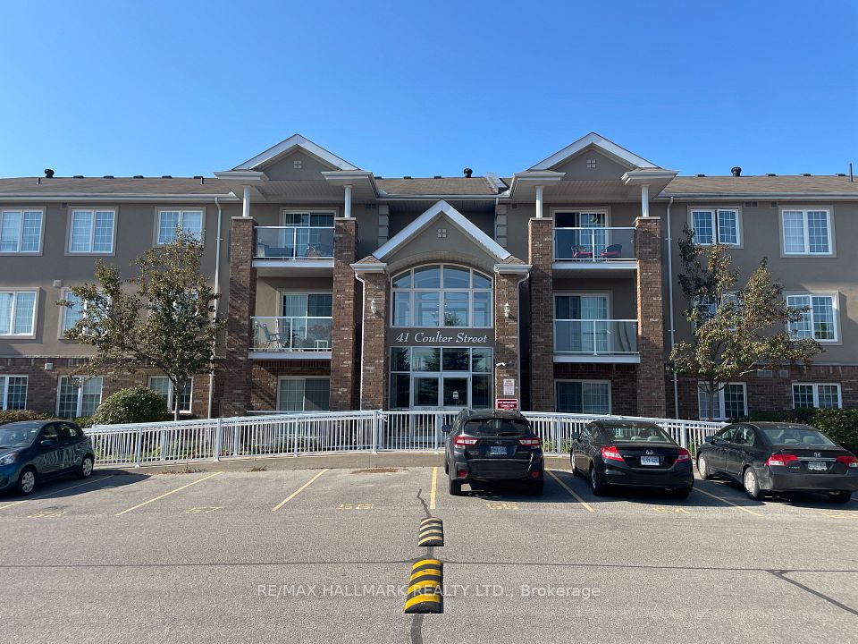 Condo Apartment at 41 Coulter Street 15, Barrie, ON L4N 6L9, Barrie