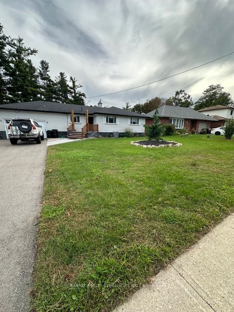 Detached at 189 Little Avenue UPPER, Barrie, ON L4N 6L1, Barrie