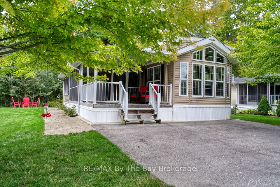 107 MADAWASKA Trail, Wasaga Beach, ON L9Z 1X7 at 107 MADAWASKA Trail, Wasaga Beach, ON L9Z 1X7, Wasaga Beach, ON, L9Z 1X7