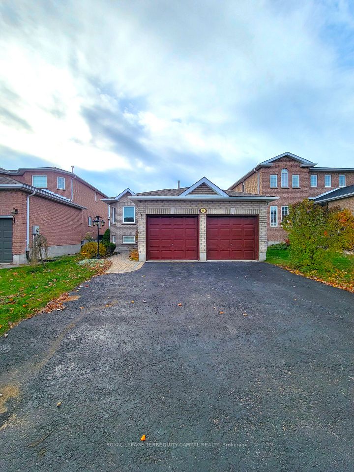 Detached at 68 Bird Street Lower, Barrie, ON L4N 0X3, Barrie