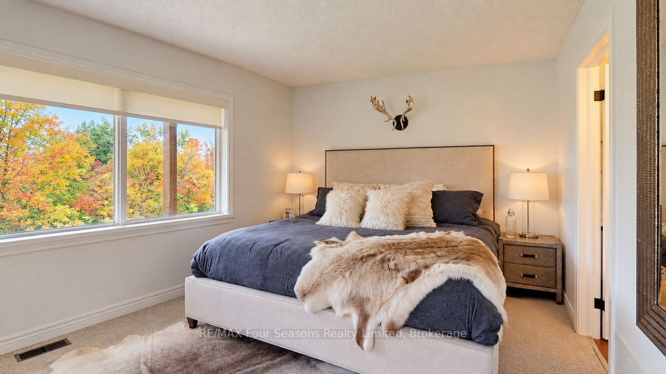 1945 Nottawasaga 10 Concession S, Clearview, ON L0M 1H0 12