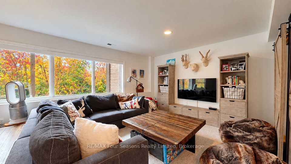 1945 Nottawasaga 10 Concession S, Clearview, ON L0M 1H0 19