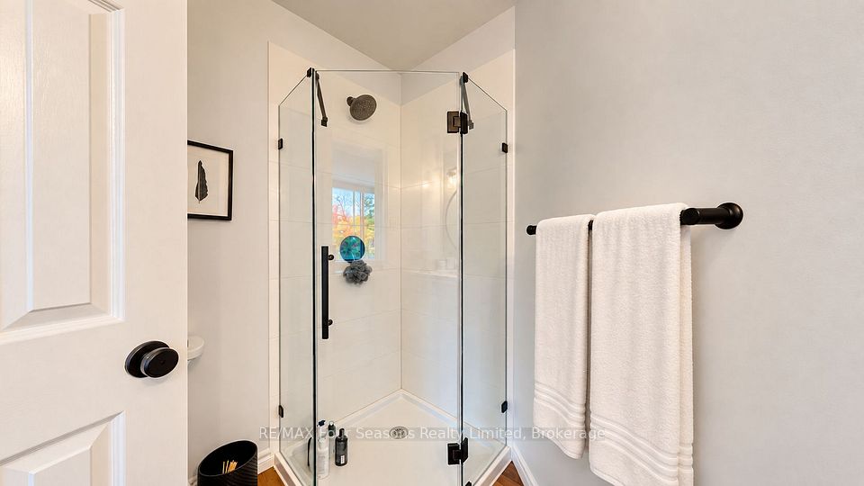 1945 Nottawasaga 10 Concession S, Clearview, ON L0M 1H0 14