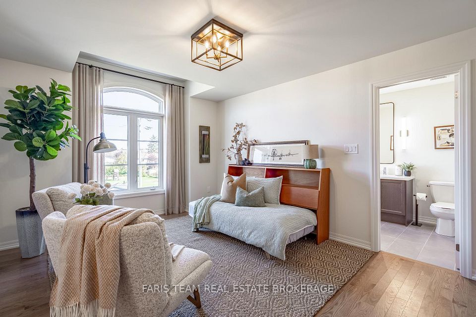 207 Sutherland Street S, Clearview, ON L0M 1S0 19
