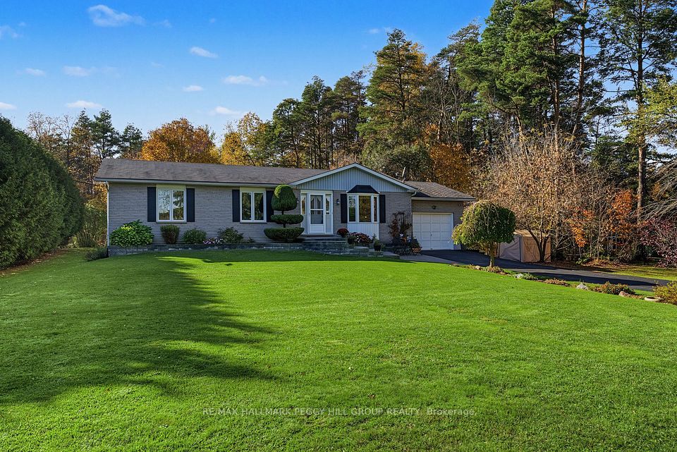 Detached at 3346 McCarthy Drive, Clearview, ON L0M 1N0